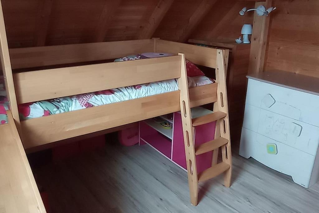 Chalet Familial En Bois A 150 M De La Mer Santec Exteriör bild