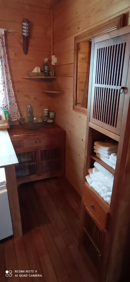 Chalet Familial En Bois A 150 M De La Mer Santec Exteriör bild
